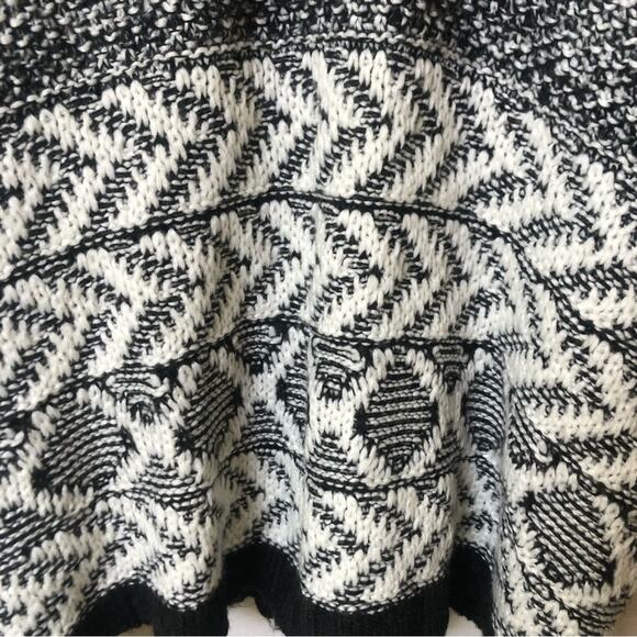 Aerie Sweater Women’s Wool Poncho Southwest Oversized Boho Bohemian Chunky - Picture 11 of 13